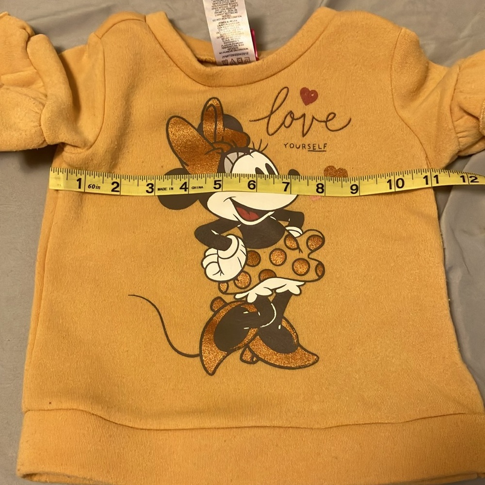 🌸 3/$15 Disney junior Minnie Mouse sweater - Picture 8 of 9
